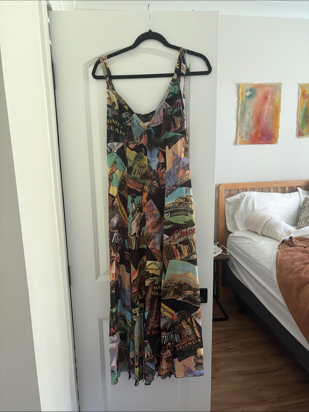Printed Travel-Postcard Maxi Dress with V-Neck - Multicolor